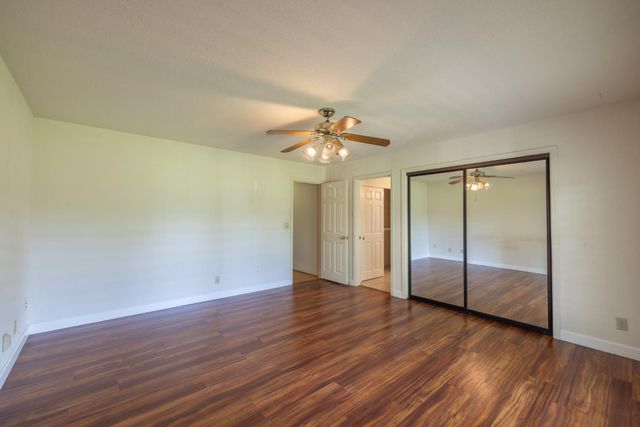 2738 Stony Creek Cir, Acampo, CA 95220