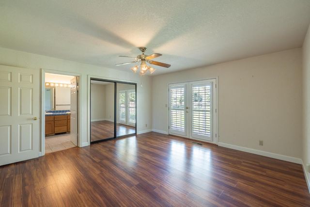 2738 Stony Creek Cir, Acampo, CA 95220