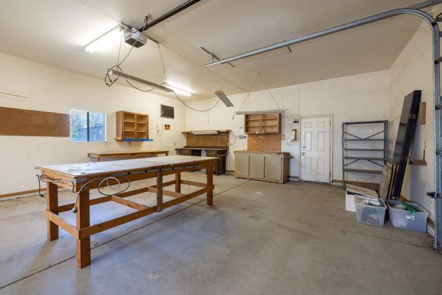 2738 Stony Creek Cir, Acampo, CA 95220