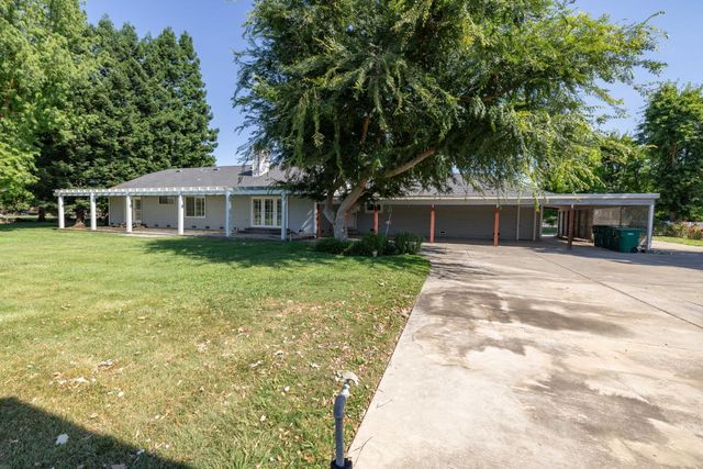 2738 Stony Creek Cir, Acampo, CA 95220