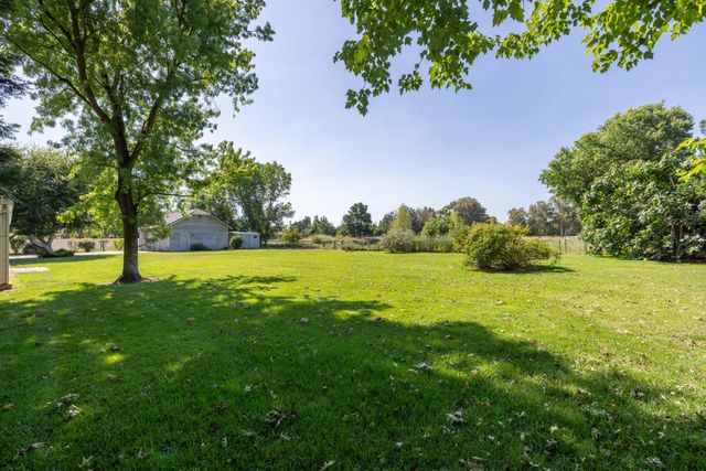 2738 Stony Creek Cir, Acampo, CA 95220