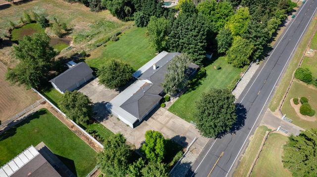 2738 Stony Creek Cir, Acampo, CA 95220