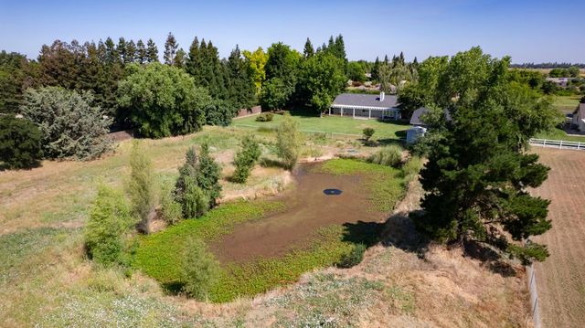 2738 Stony Creek Cir, Acampo, CA 95220