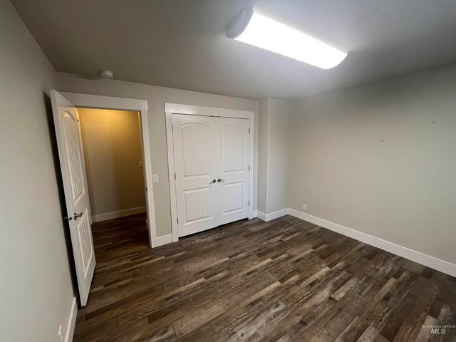 3001 Shamrock Ave, Nampa, ID 83686