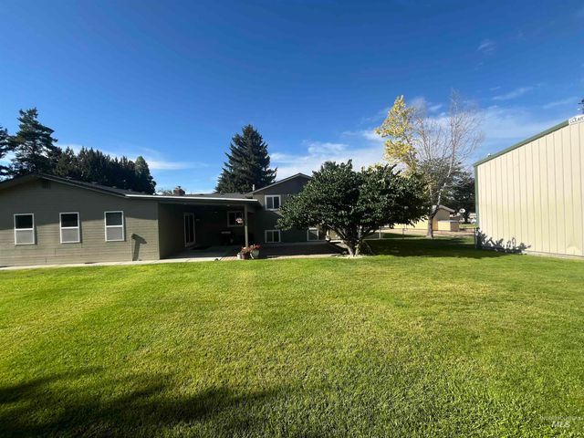 3001 Shamrock Ave, Nampa, ID 83686