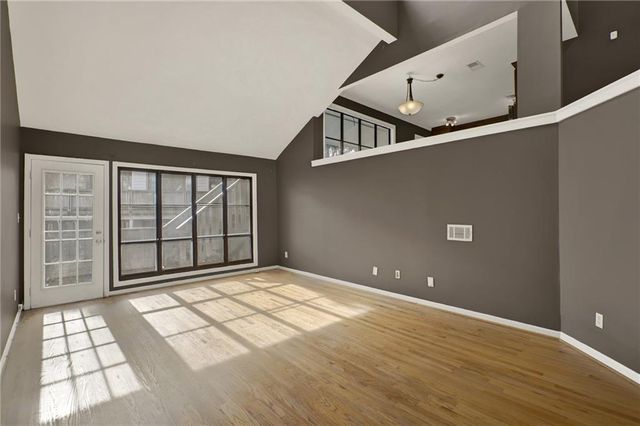 4962 N Ellipse, Marietta, GA 30068