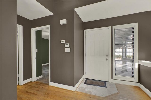 4962 N Ellipse, Marietta, GA 30068