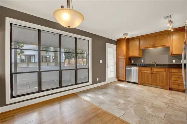 4962 N Ellipse, Marietta, GA 30068