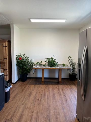 1817 Cimarron Ave, La Junta, CO 81050