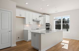 320 Martins Landing 401, North Reading, MA 01864