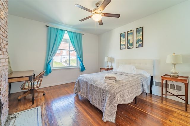 102 Secane Ave, Mt Washington, PA 15211