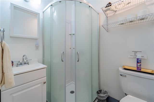 102 Secane Ave, Mt Washington, PA 15211