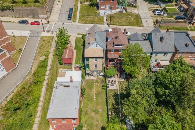 102 Secane Ave, Mt Washington, PA 15211