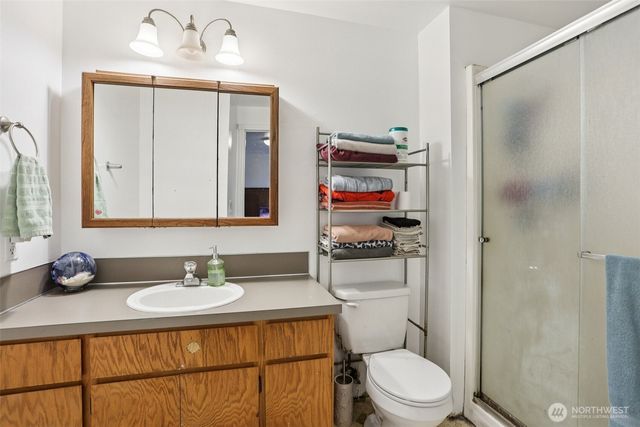 12624 217th Avenue Ct E, Bonney Lake, WA 98391