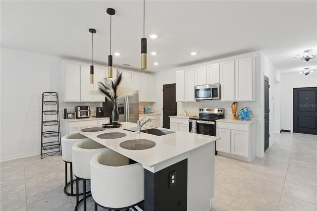 4307 PEBBLES THROW DRIVE, Kissimmee, FL 34746