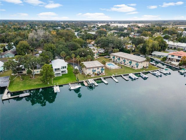 30 SE VALARE LANE 102B, Crystal River, FL 34429