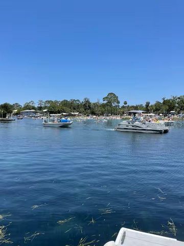 30 SE VALARE LANE 102B, Crystal River, FL 34429