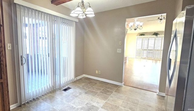 3809 Cinnamon Trail, Evansville, IN 47715