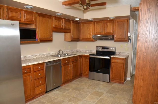 3809 Cinnamon Trail, Evansville, IN 47715