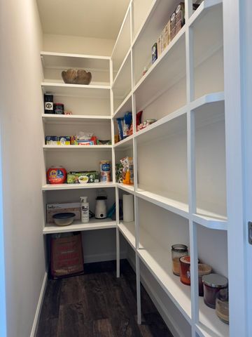 4426 Niblick Dr, Winfield, KS 67156