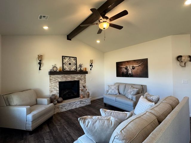 4426 Niblick Dr, Winfield, KS 67156