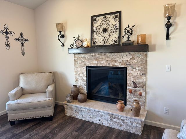 4426 Niblick Dr, Winfield, KS 67156