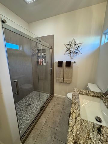 4426 Niblick Dr, Winfield, KS 67156