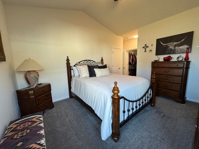 4426 Niblick Dr, Winfield, KS 67156