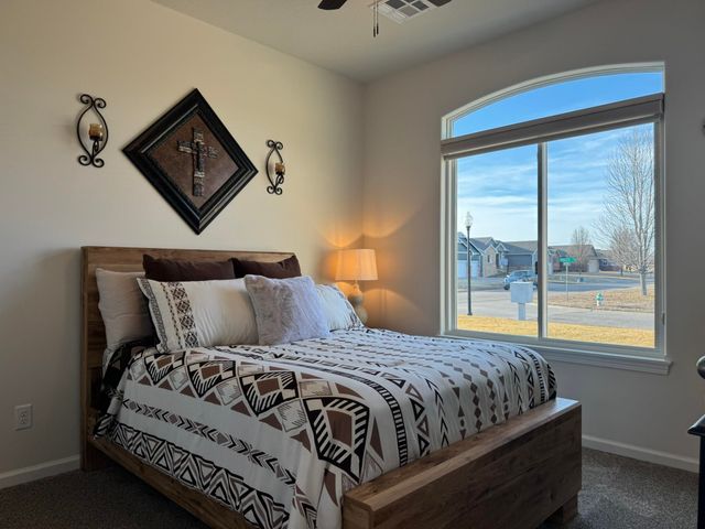 4426 Niblick Dr, Winfield, KS 67156