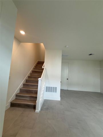 15039 GROVESIDE ROAD, Winter Garden, FL 34787