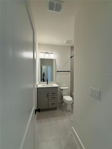 15039 GROVESIDE ROAD, Winter Garden, FL 34787