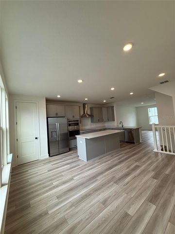 15039 GROVESIDE ROAD, Winter Garden, FL 34787
