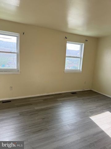 1530 CLIFTON AVE, Sharon Hill, PA 19079