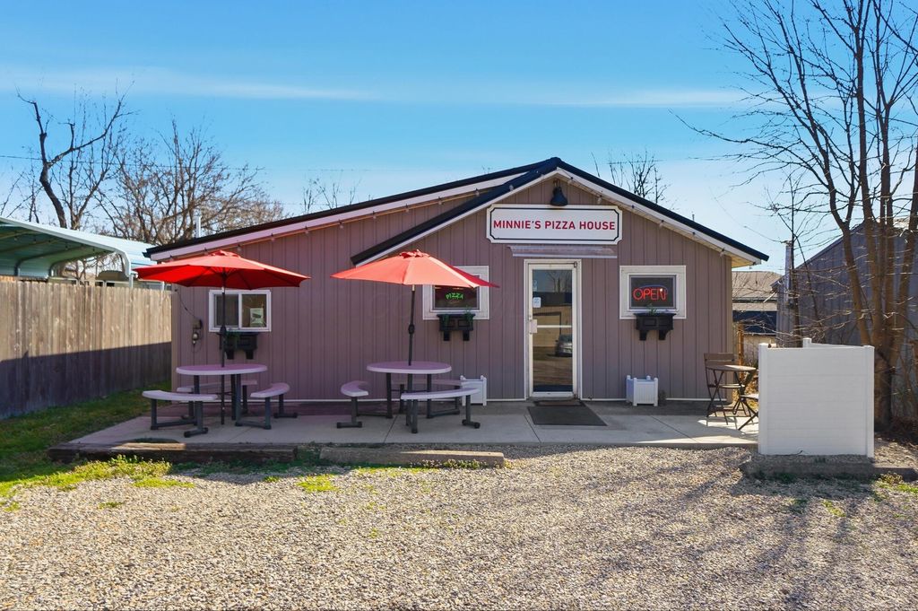 13034 King Road NE, Thornville, OH 43076