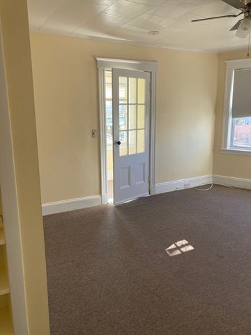 71 Sycamore St, Fairhaven, MA 02719