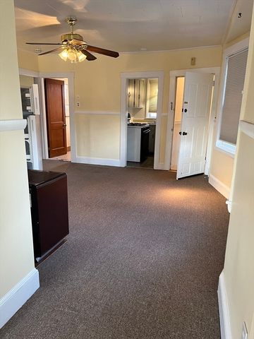 71 Sycamore St, Fairhaven, MA 02719