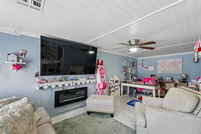 4804 N Beaver Avenue, Bethany, OK 73008