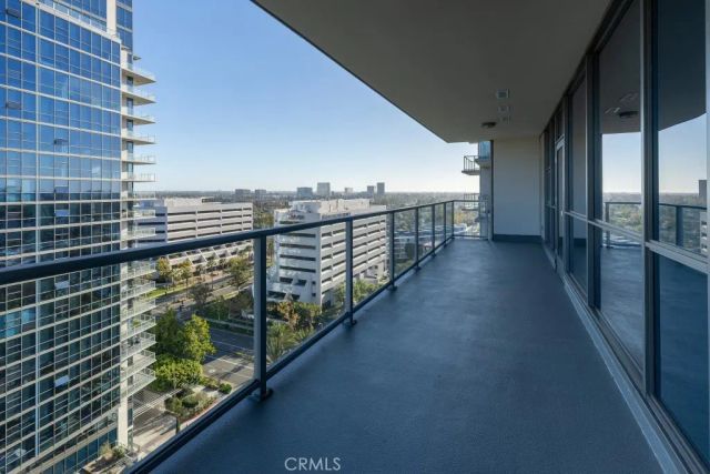 9 Macarthur 1605, Santa Ana, CA 92707