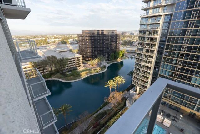 9 Macarthur 1605, Santa Ana, CA 92707
