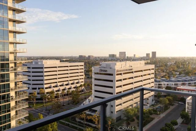 9 Macarthur 1605, Santa Ana, CA 92707