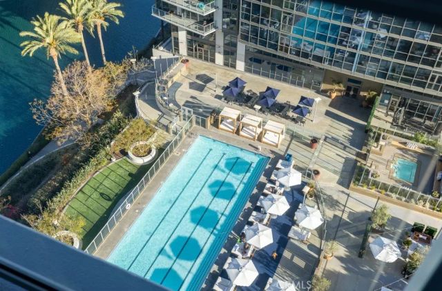 9 Macarthur 1605, Santa Ana, CA 92707