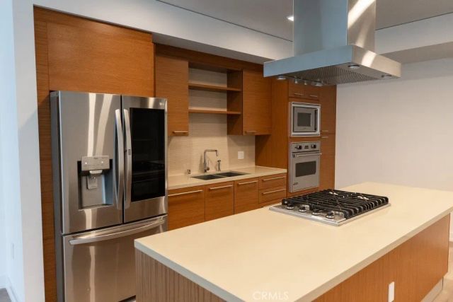 9 Macarthur 1605, Santa Ana, CA 92707