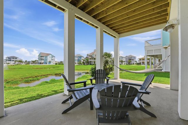 25719 Spotted Sandpiper Drive, Galveston, TX 77554