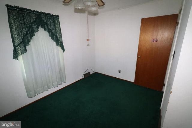 19 BENTON RD, Hamilton, NJ 08610