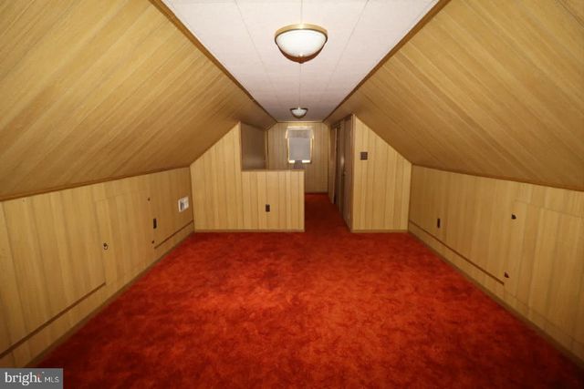 19 BENTON RD, Hamilton, NJ 08610