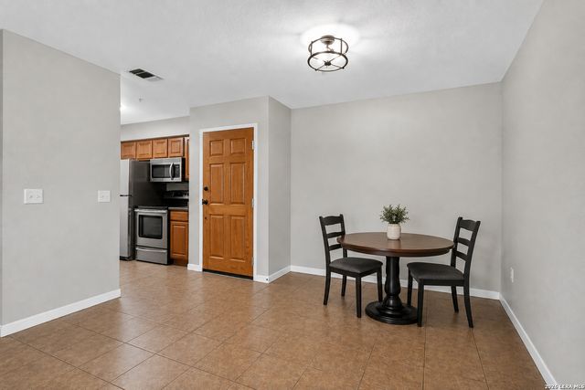 4111 Medical Dr Apt B104, San Antonio, TX 78229