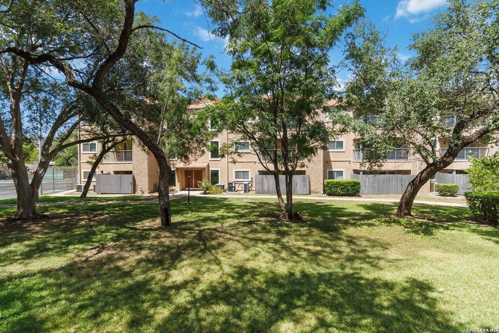 4111 Medical Dr Apt B104, San Antonio, TX 78229