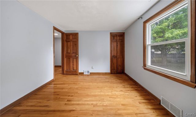 109 Marilyn Avenue, Salina, NY 13212