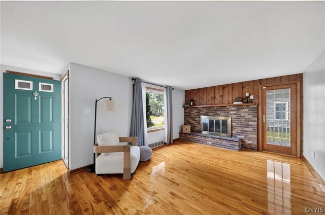 109 Marilyn Avenue, Salina, NY 13212