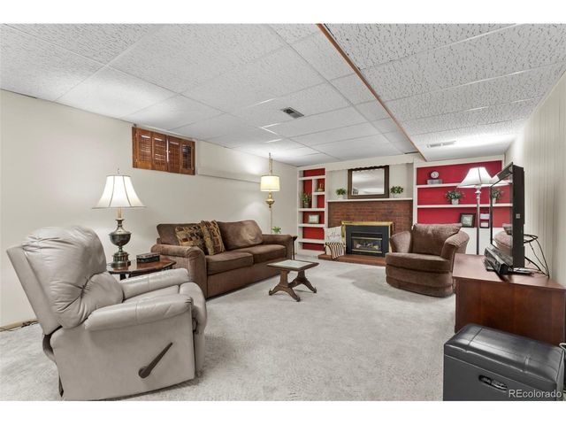 3520 Urban Ct, Wheat Ridge, CO 80033